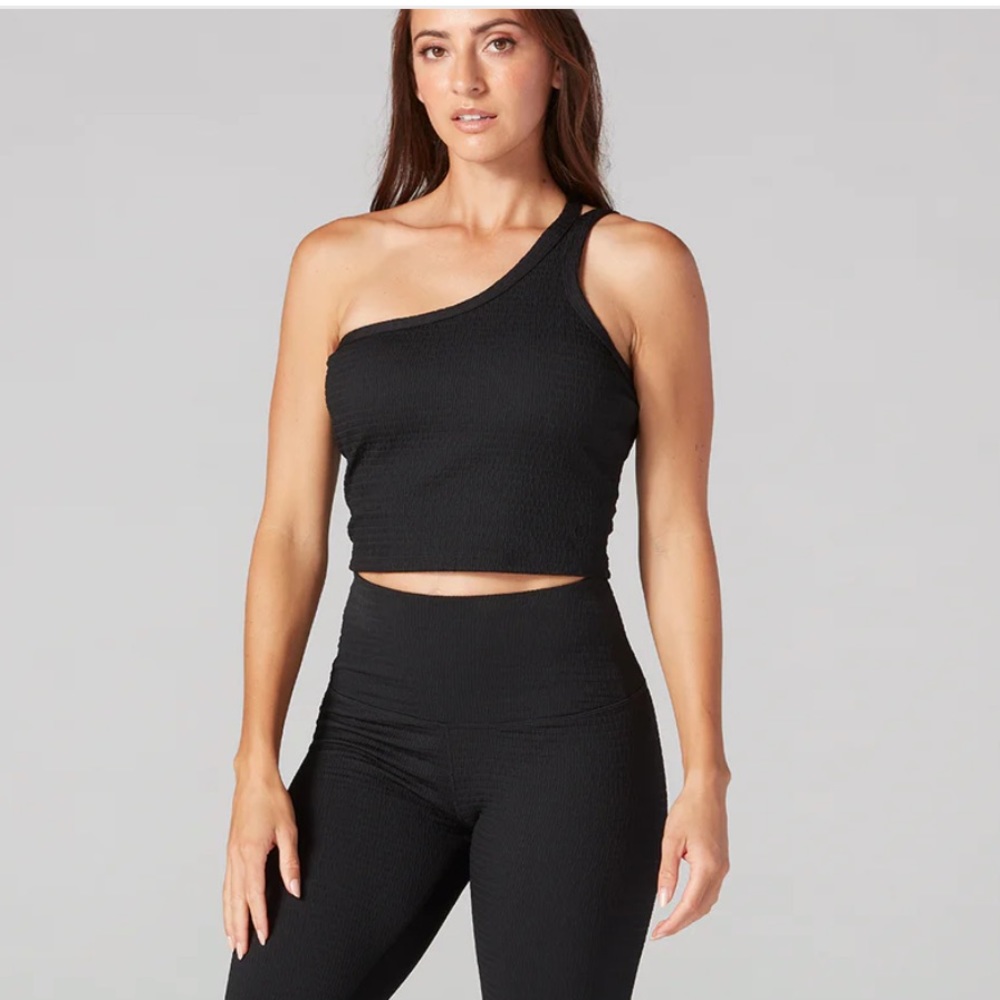 Asymmetrical One-Shoulder Black Sports Bra